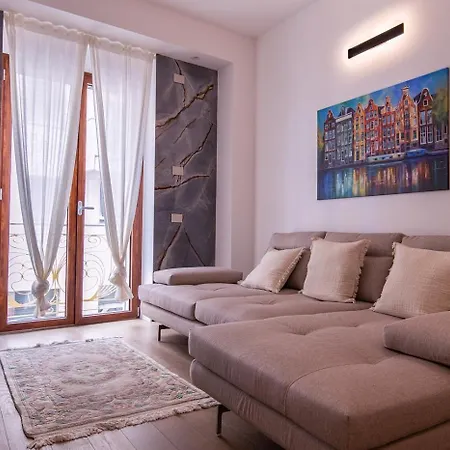 Caralis Golden House Luxury And Charm In شقة