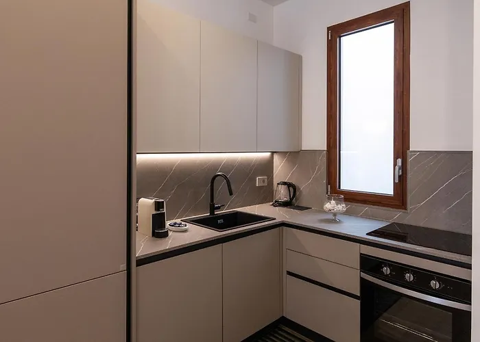 Caralis Golden House Luxury And Charm In شقة *