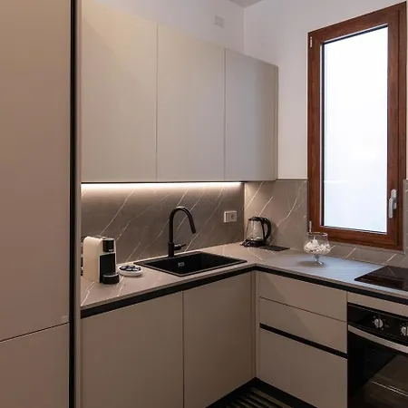Caralis Golden House Luxury And Charm In Apartmán *