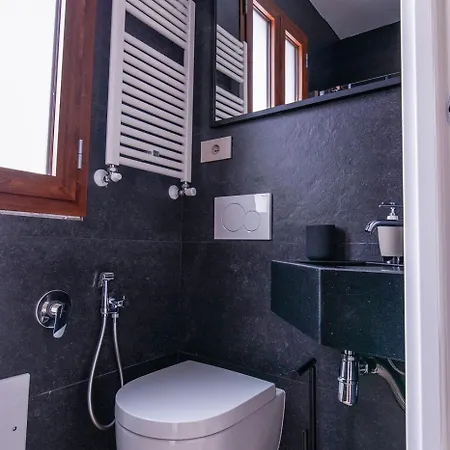 Apartment Caralis Golden House Luxury And Charm In